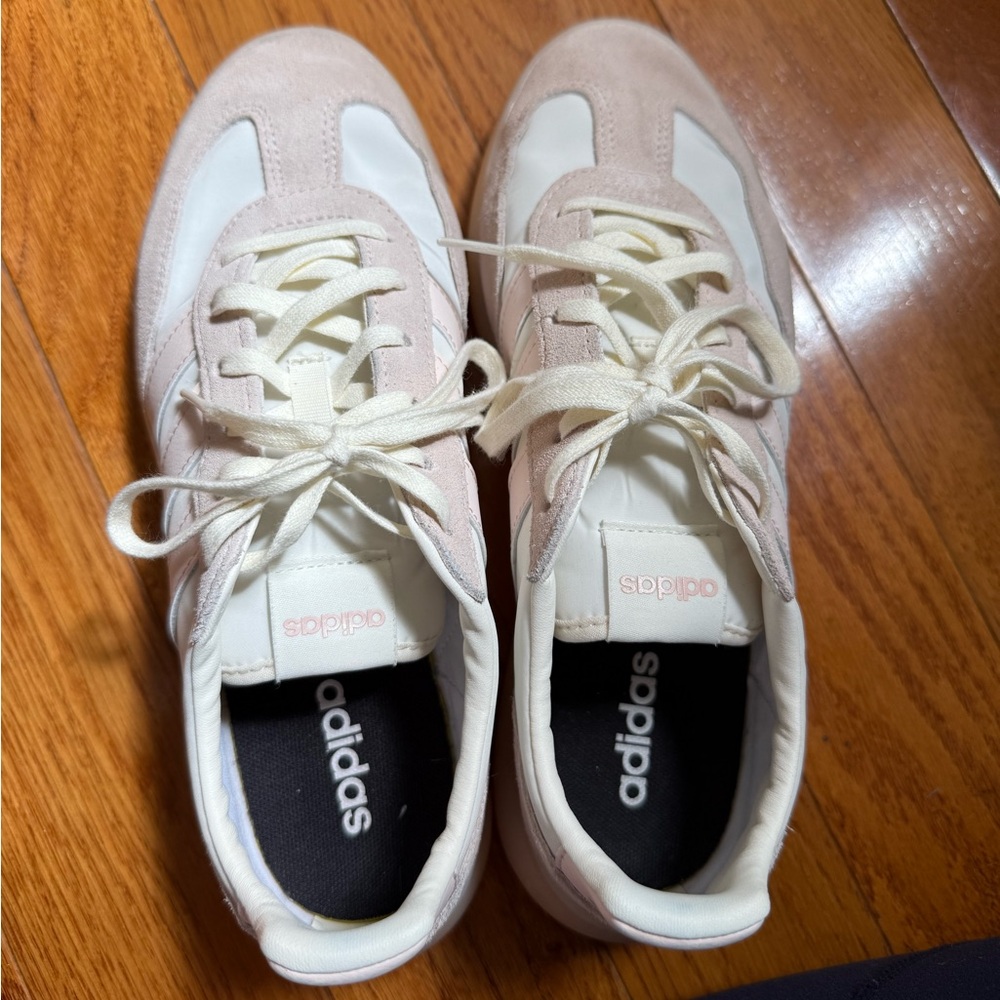 Adidas Barreda decode sneakers